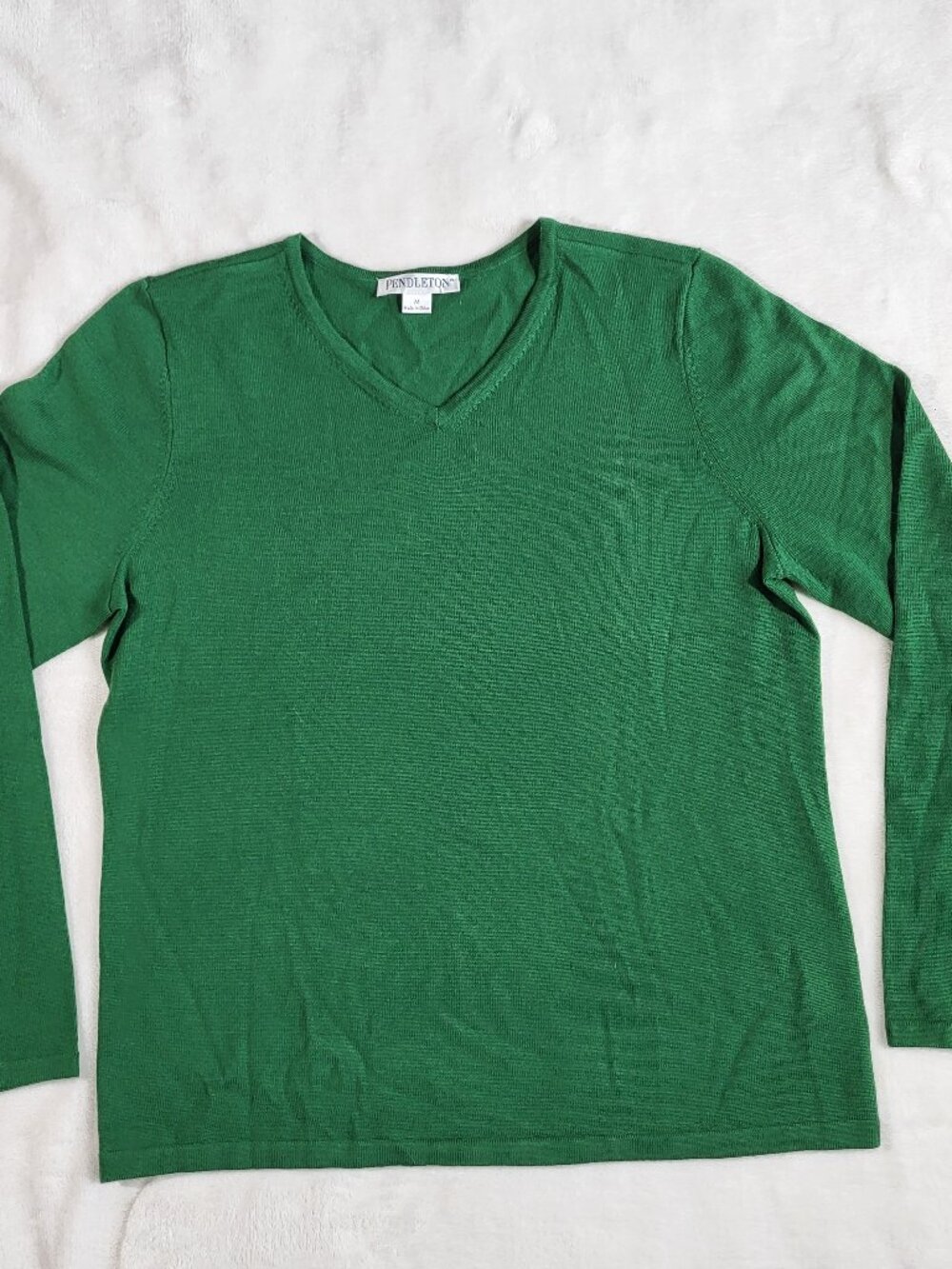 Pendleton 100% Merino Wool Green V-Neck Womens Sweater - Size M - Picture 2 of 9
